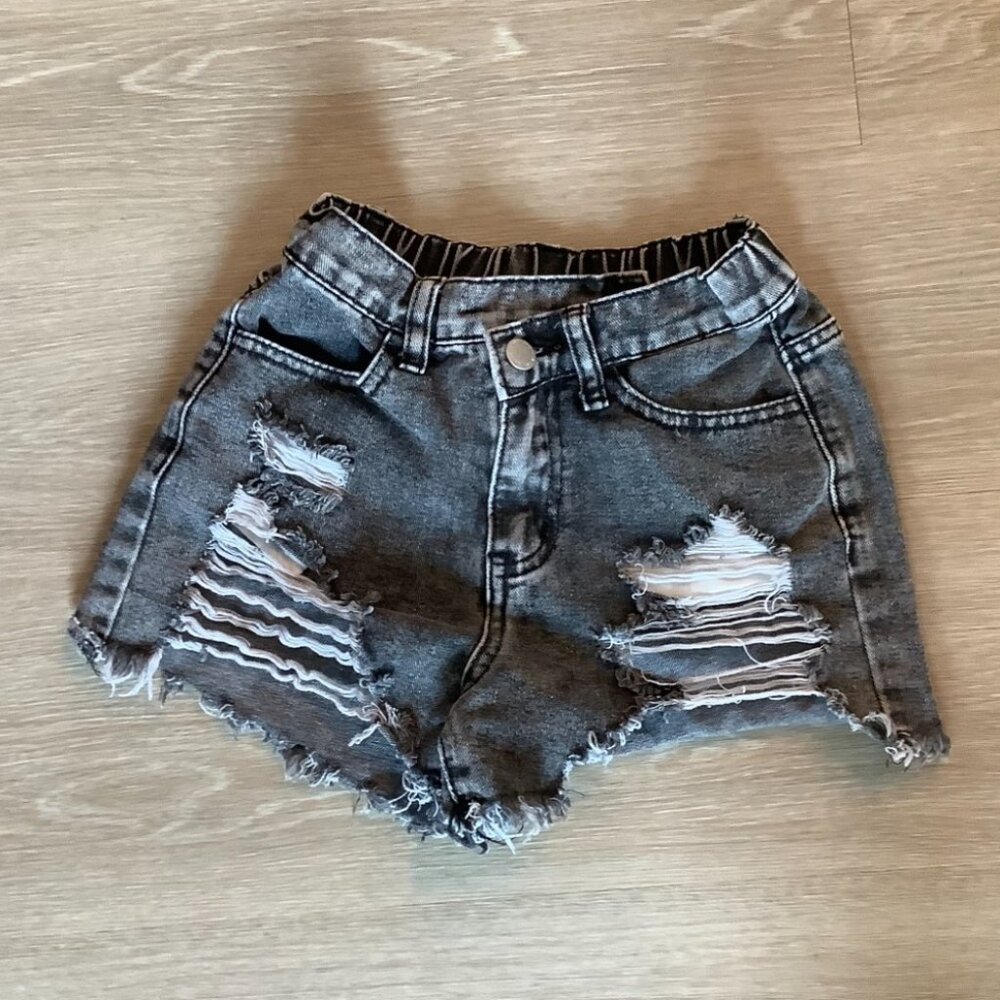 SHEIN Gray Teen Girl Ripped Denim Shorts With Frayed Hem And Pockets Size 9Y